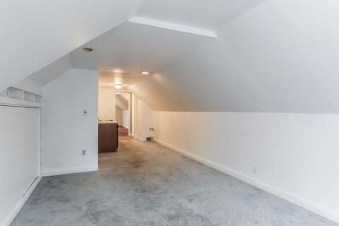 132 Laurel Rd, West Springfield, MA 01089 photo 31