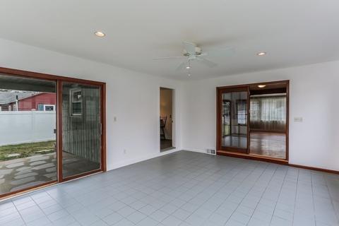 132 Laurel Rd, West Springfield, MA 01089 photo 9
