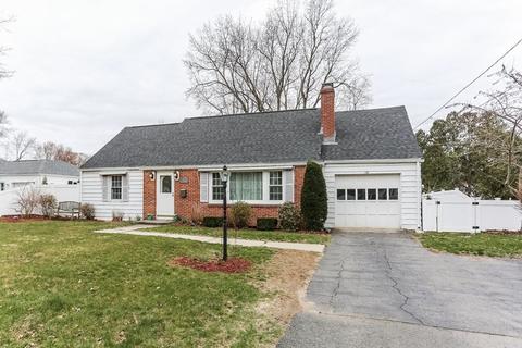132 Laurel Rd, West Springfield, MA 01089 photo 3