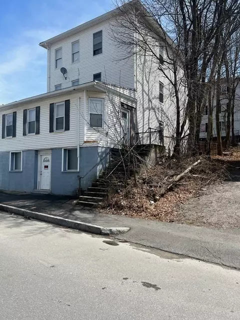 145 Eastern Ave, Worcester, MA 01605 photo 3