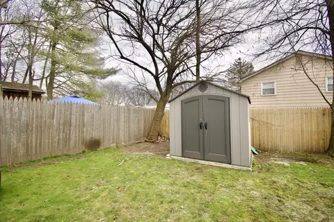 73 Melville St, Springfield, MA 01104 photo 21