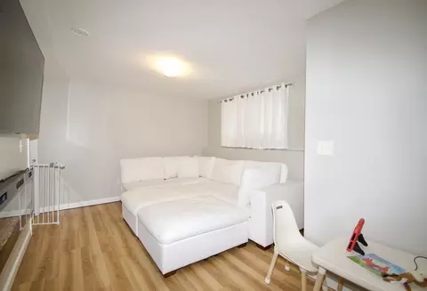 73 Melville St, Springfield, MA 01104 photo 15