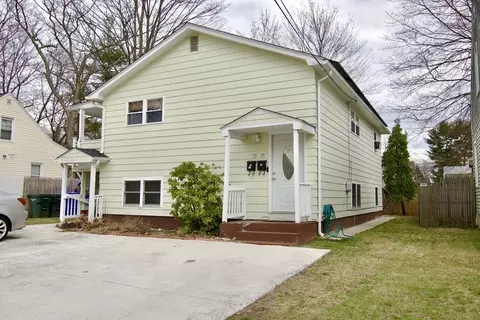 73 Melville St, Springfield, MA 01104 photo 1