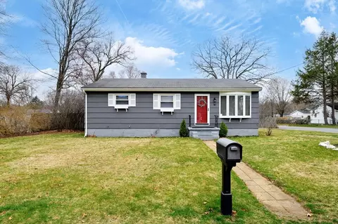 30 Louis Rd, Springfield, MA 01118 photo 1