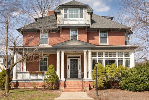 56 William St, Worcester, MA 01609 photo 1