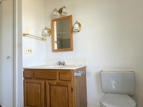 205 Winton St, Springfield, MA 01118 photo 25