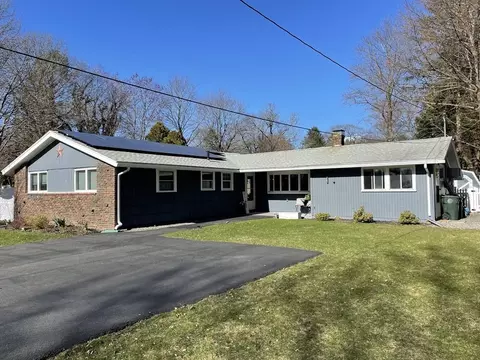 12 Mark Rd, Beverly, MA 01915 photo 1