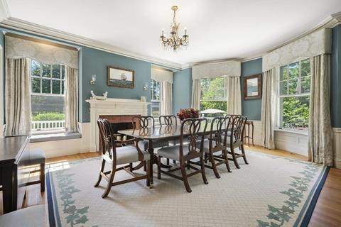 34 Exeter St, Newton, MA 02465 photo 9