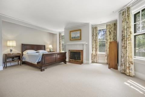 34 Exeter St, Newton, MA 02465 photo 17