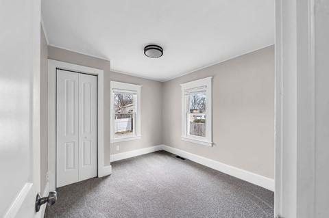 44 Ina St, Springfield, MA 01109 photo 27