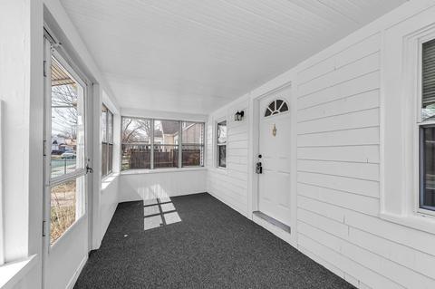 44 Ina St, Springfield, MA 01109 photo 4