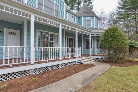 55 Spruce Ln, Canton, MA 02021 photo 3