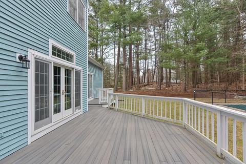 55 Spruce Ln, Canton, MA 02021 photo 8