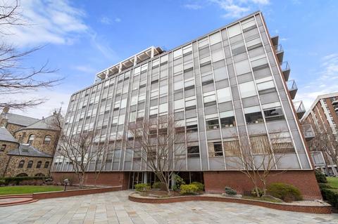 70 Park St #75, Brookline, MA 02446