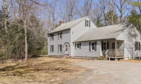 22 Page Ave, Ashburnham, MA 01430