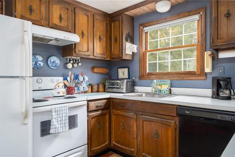 30 Overlook Dr, Easthampton, MA 01027 photo 13