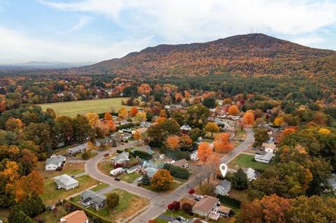30 Overlook Dr, Easthampton, MA 01027 photo 7