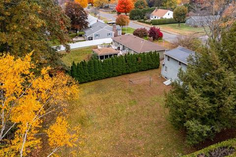 30 Overlook Dr, Easthampton, MA 01027 photo 10