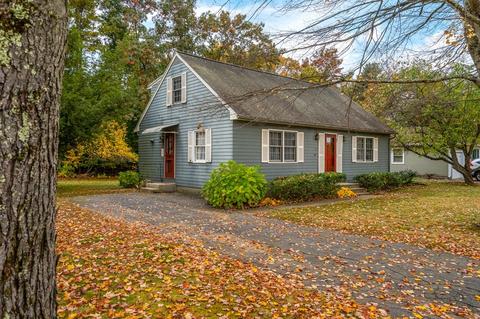 30 Overlook Dr, Easthampton, MA 01027 photo 2