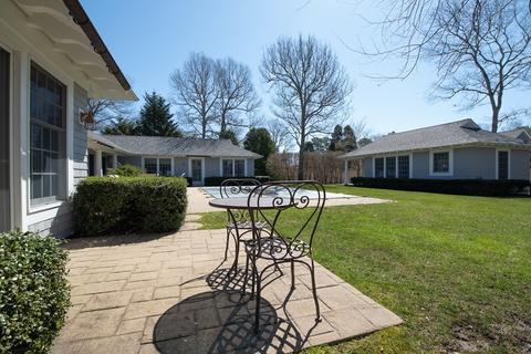 8 Teal Cir, Mashpee, MA 02649 photo 5