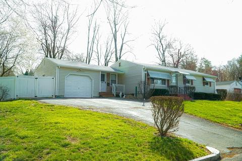 29 Pecousic St, Springfield, MA 01108 photo 1