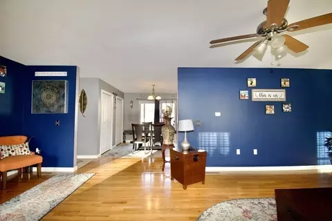 145 Samuel St, Springfield, MA 01109 photo 12