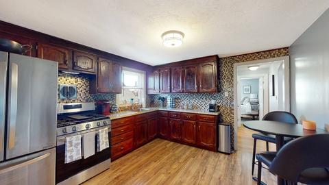 21 Parkview Rd, Everett, MA 02149 photo 5