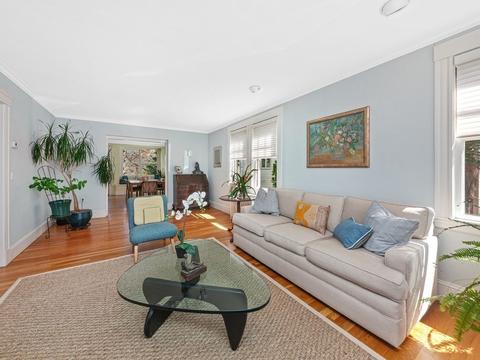 8 Clark Ct, Brookline, MA 02445 photo 4
