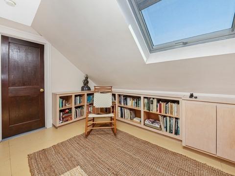 8 Clark Ct, Brookline, MA 02445 photo 24