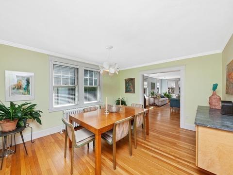 8 Clark Ct, Brookline, MA 02445 photo 9