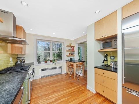 8 Clark Ct, Brookline, MA 02445 photo 7