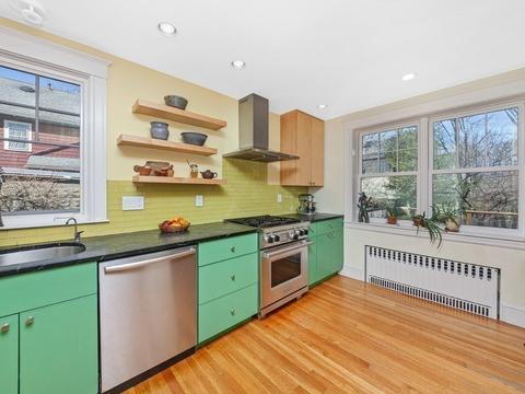 8 Clark Ct, Brookline, MA 02445 photo 6