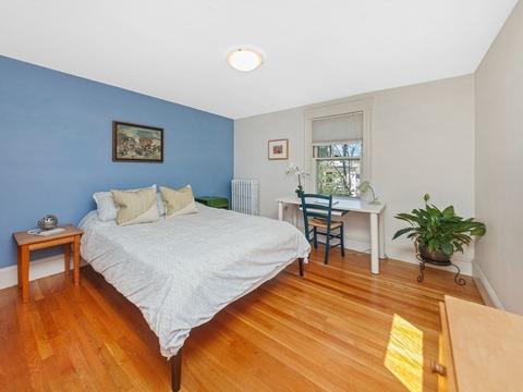 8 Clark Ct, Brookline, MA 02445 photo 18