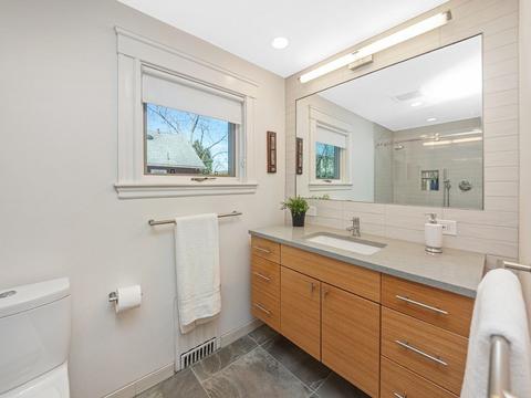 8 Clark Ct, Brookline, MA 02445 photo 16