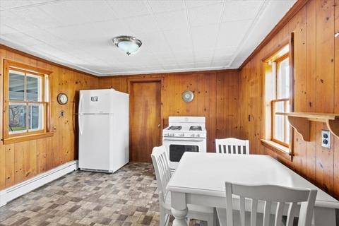 21 School St, Walpole, MA 02081 photo 11