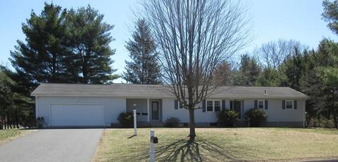 9 Althea Dr, Longmeadow, MA 01106
