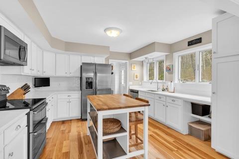 115 Bray St, Gloucester, MA 01930 photo 4