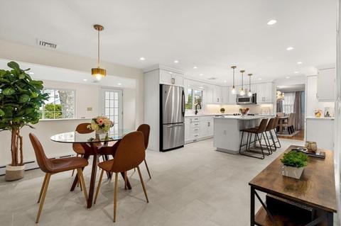 4 Main St, Winchester, MA 01890