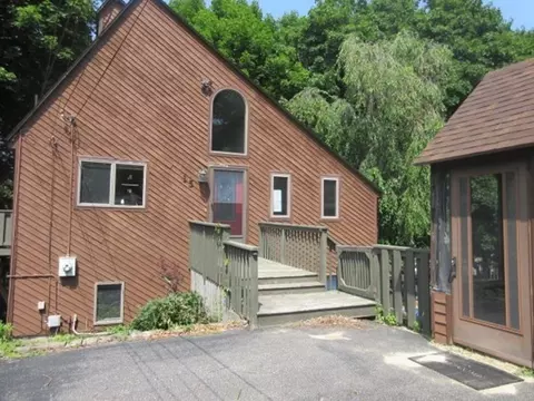 15 Tanner Rd, Webster, MA 01570 photo 2
