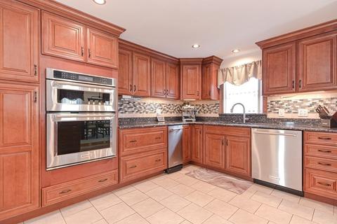 3 Conrad Ter, Saugus, MA 01906 photo 5