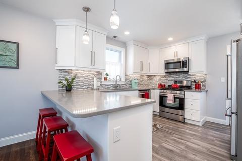 31 Hazelnut Pl, Dedham, MA 02026 photo 5