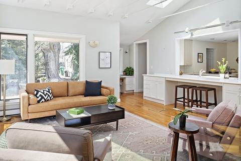 228 Islington Rd, Newton, MA 02466