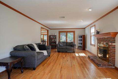 107 Eric Dr, Franklin, MA 02038 photo 11