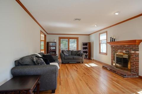 107 Eric Dr, Franklin, MA 02038 photo 13