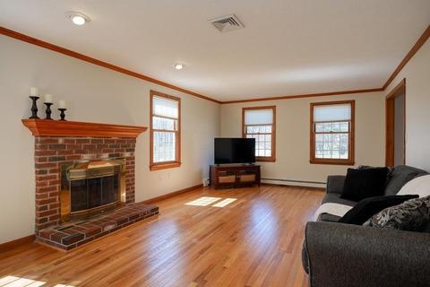 107 Eric Dr, Franklin, MA 02038 photo 10