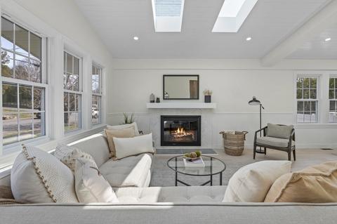 14 Colgate Rd, Marblehead, MA 01945 photo 2