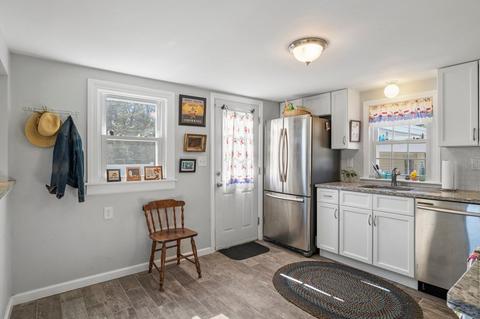 5 Ely Ave, Easthampton, MA 01027 photo 10