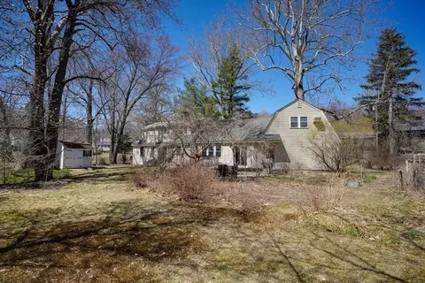 207 Mill St, Lancaster, MA 01523 photo 33