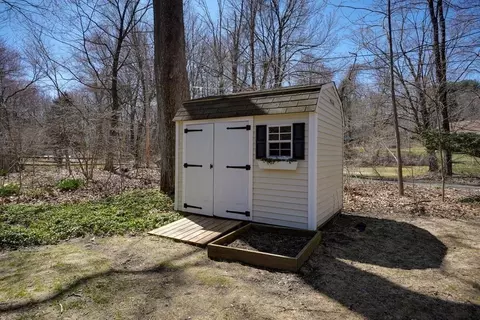 207 Mill St, Lancaster, MA 01523 photo 35