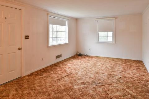 19 Macarthur Rd, Beverly, MA 01915 photo 8
